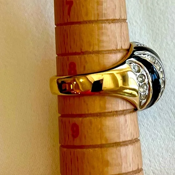 Onyx and CZ Stone Cocktail Ring - Picture 13 of 16